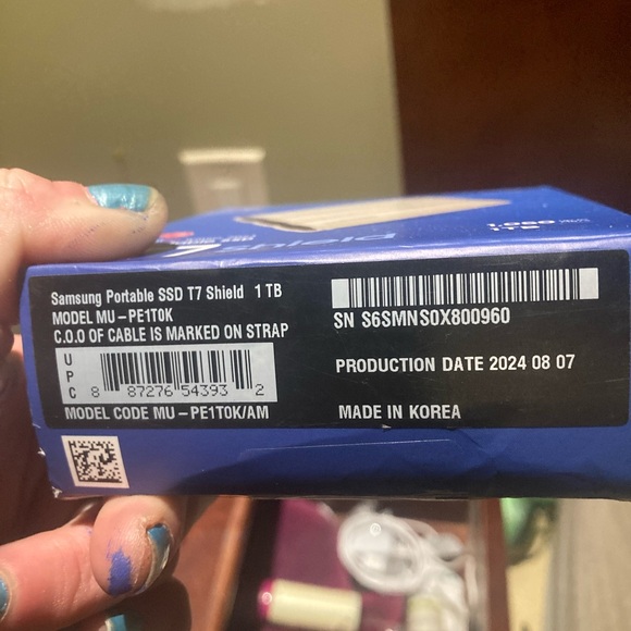 Samsung T7 Shield 1TB Portable SSD - Blue - Picture 6 of 10